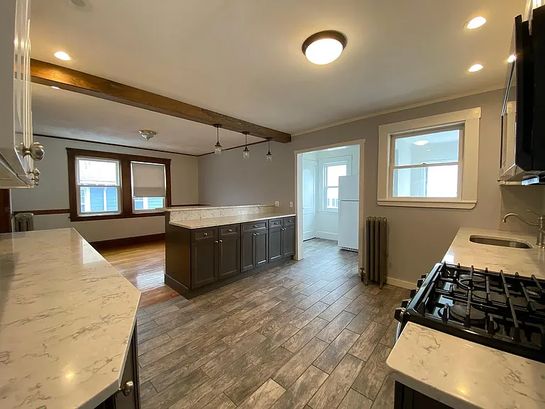 35 Glenmont Rd #2 — Photo 6