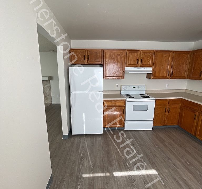 1st image of 2265 Split Rock Dr
