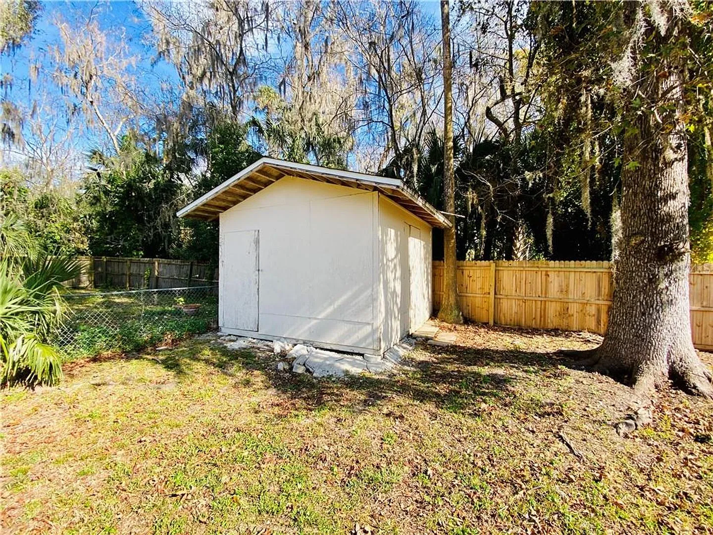 769 Greenway Place — Photo 3