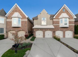 156 Paxton Rd, Bloomingdale, IL 60108