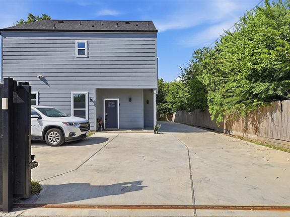 2nd image of 3402 Nathaniel Brown St #A & B