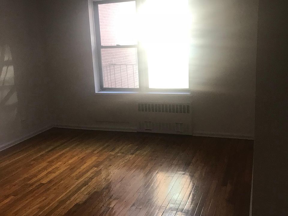 2nd image of 1040 Neilson St APT 3A