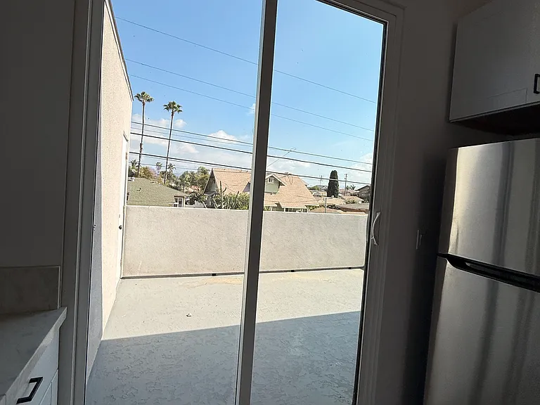1821 N Ave #1 — Photo 9