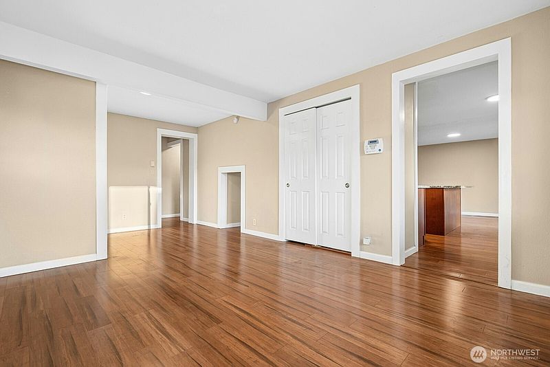 4th image of 2554 S J Street