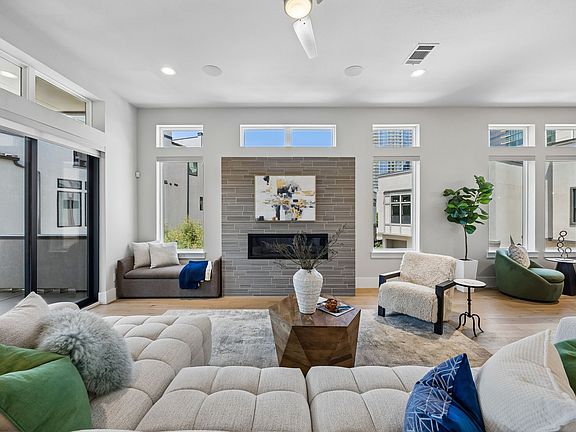 3rd image of 7829 Merit Ln