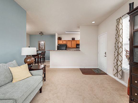 Open Floor Plan Living and Kitchen Area - Hartshire Lakes