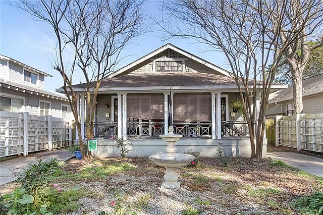 1st image of 5621 Woodlawn Pl