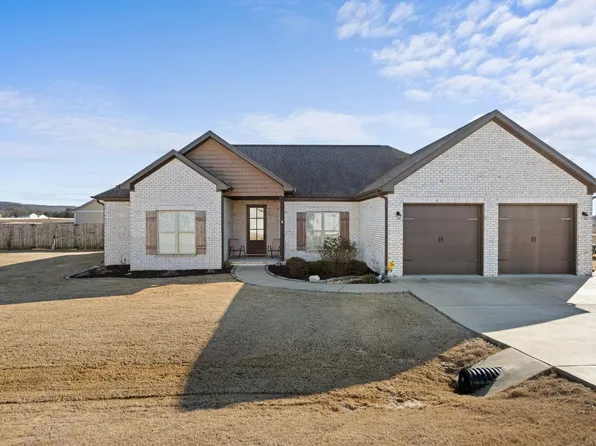 738 Scogin Loop, Tuscumbia, AL 35674