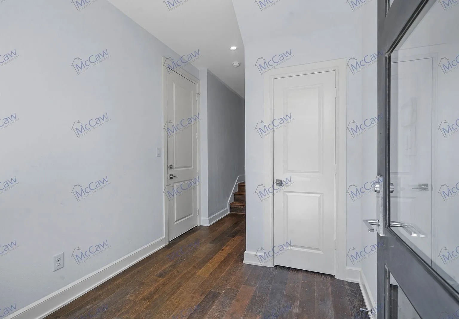 2 bed, 2.5 bath, 1406 sqft, $3,500 — Photo 3