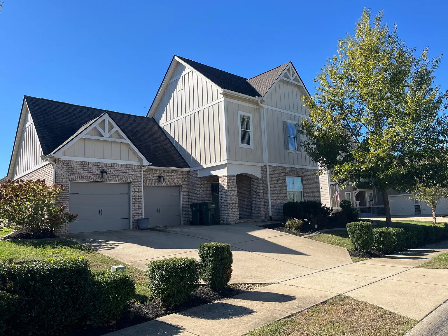 4 bed, 3.0 bath, 3112 sqft, $3,750 — Photo 1