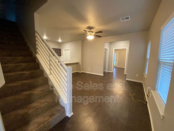 2nd image of 2149 Camino Del Plaza Ln