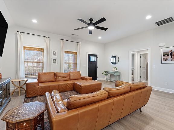 5th image of 2065 Armistead Ln