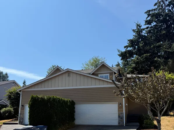 1560 Estate Pl, Tacoma, WA 98466