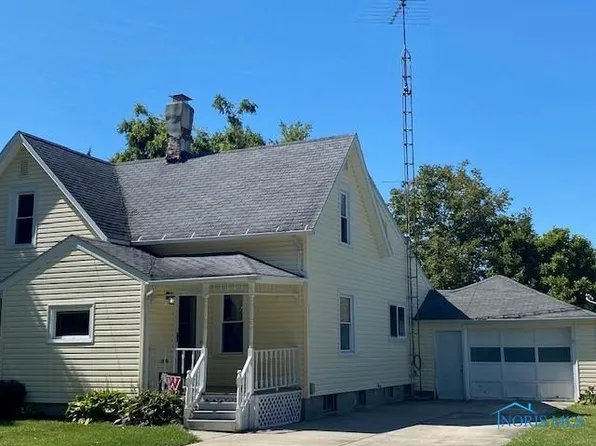 630 W Park St, Wauseon, OH 43567