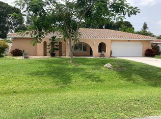3722 SE 3rd Pl, Cape Coral, FL 33904