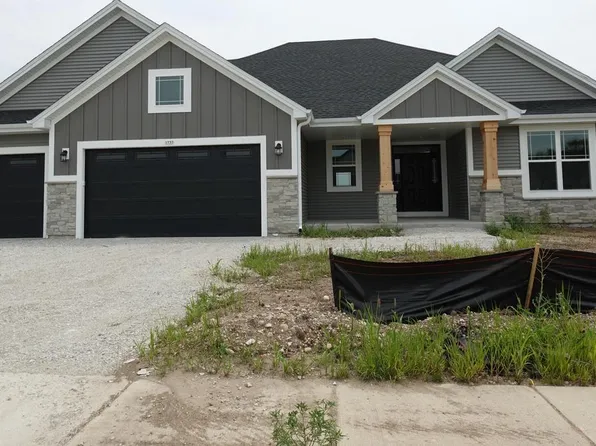 1757 Hammock LANE, Oconomowoc, WI 53066