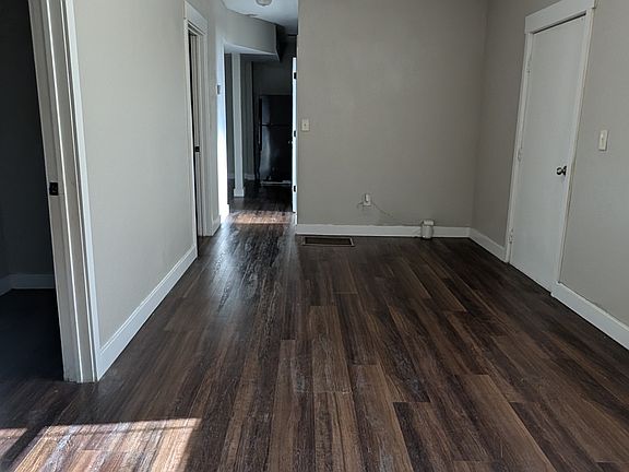 2nd image of 740 Jessie St
