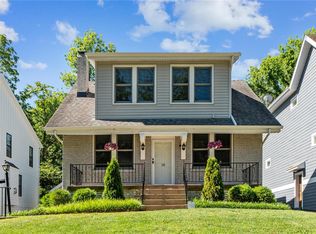 18 Burroughs Ln, Saint Louis, MO 63124