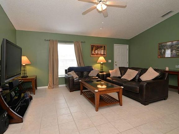 3rd image of 1636 Fentress Ave