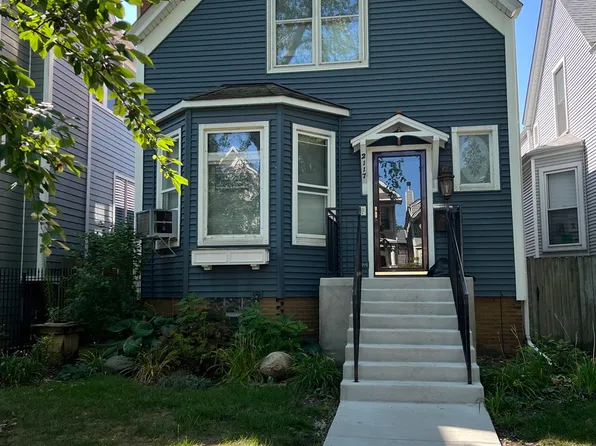2117 W Waveland Ave, Chicago, IL 60618