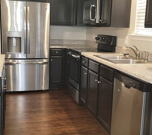 4th image of 2126 New Market Village Blvd