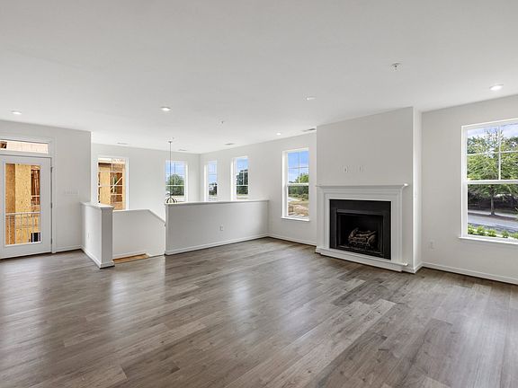 005_Cambridge_Family Room