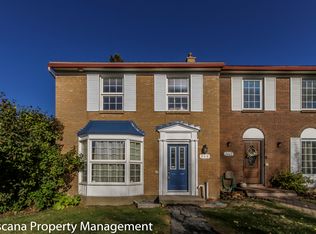 349 Monterey Dr #349, Ottawa, ON K2H 7B1