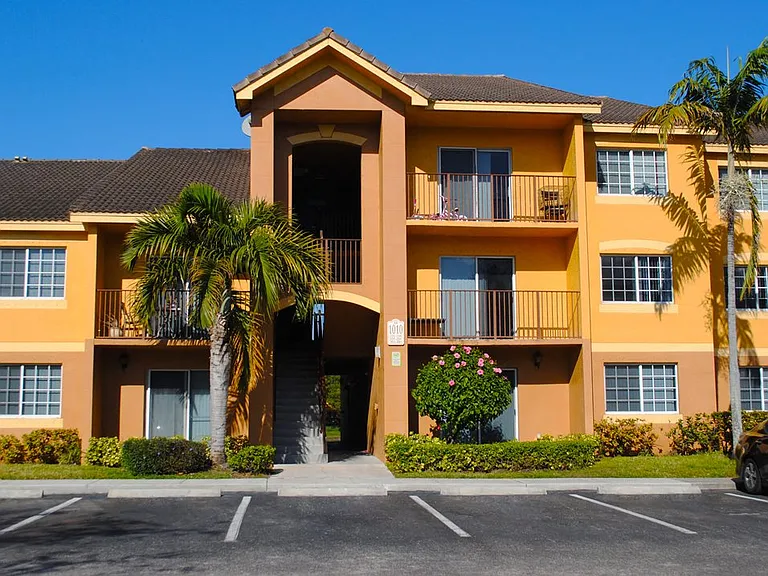 Indian Trace Apartments — Photo 16