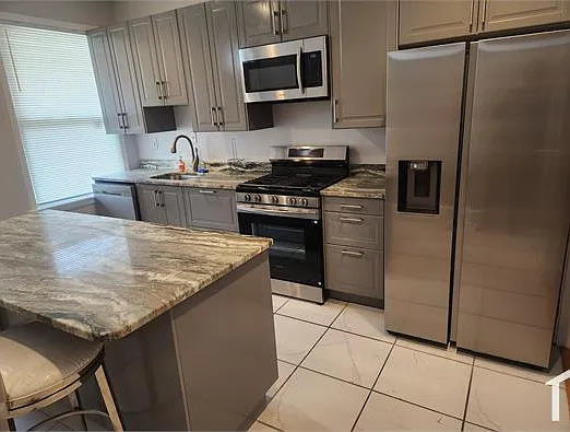 614 McKewin Ave — Photo 1