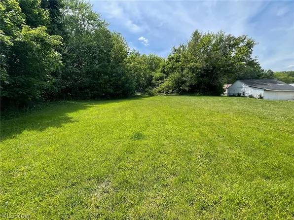 Massillon Rd, Akron, OH 44312