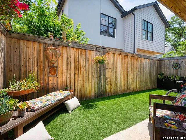 311 Refugio St #101 — Photo 27