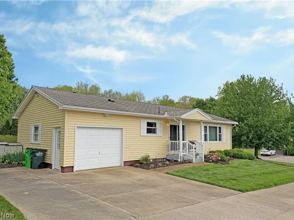 502 Wise Ave SE, North Canton, OH 44720
