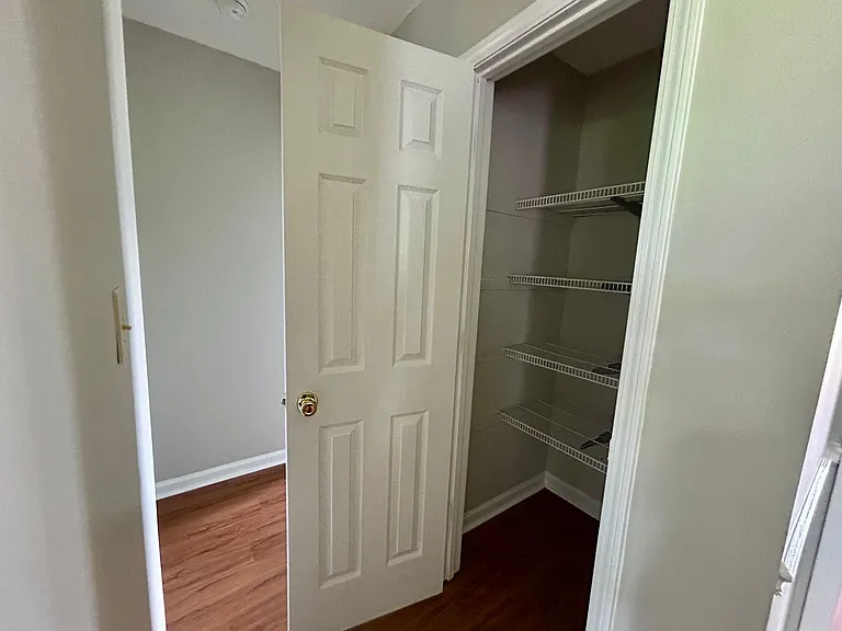 1225 Cobblestone Ln — Photo 23