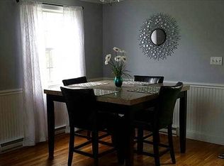 9 Almeida Dr, Warren, RI 02885