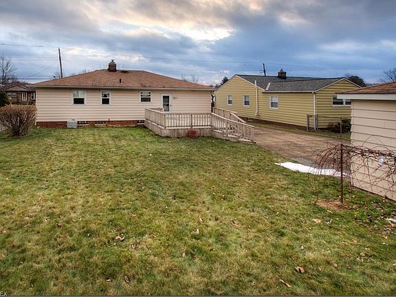 3rd image of 6514 Mariana Dr