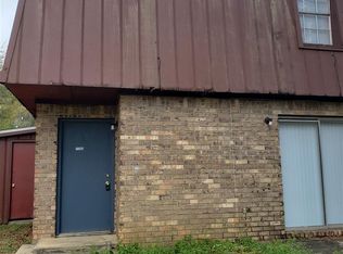 1130 Lake Dr #C, Cantonment, FL 32533