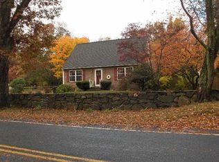 947 Old Baptist Rd, North Kingstown, RI 02852