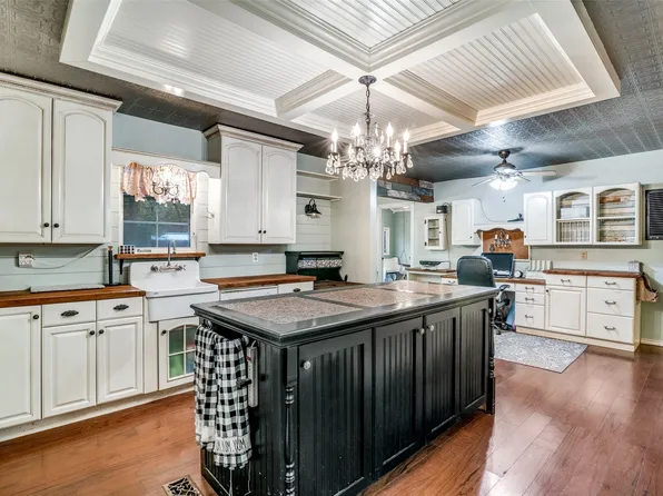 10690 County Road 2450, Terrell, TX 75160