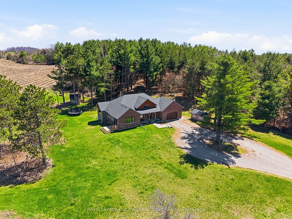 1st image of 63 Hansen Rd
