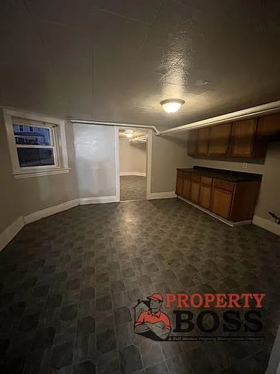4515 Magoun Ave — Photo 4