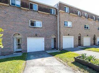 121 Centennial Rd #21, Toronto, ON M1C1Z7