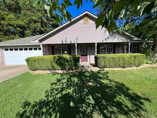 3 Steele Magnolia Dr, Greenbrier, AR 72058