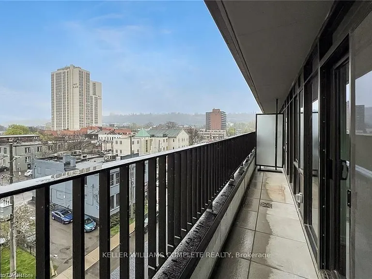 1 Jarvis St #526 — Photo 5