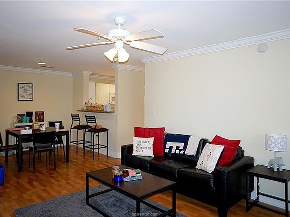 4th image of 1725 Harvey Mitchell Pkwy S APT 2421