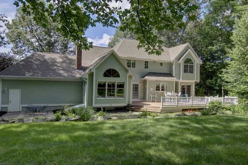 2nd image of 31 Connors Farm Dr