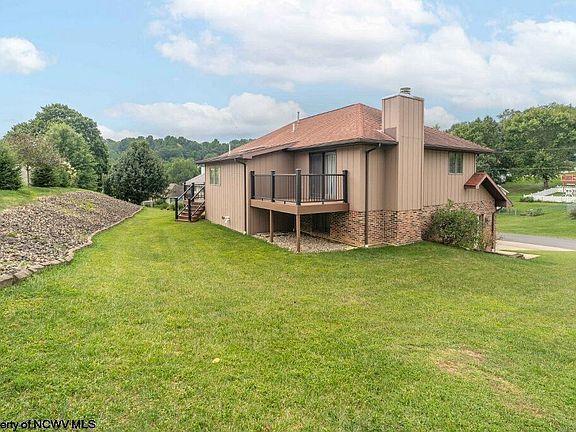 4th image of 3110 Sylvan Dr