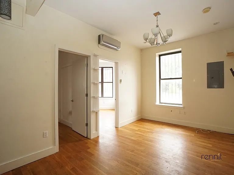 453 Franklin Ave #2B — Photo 17