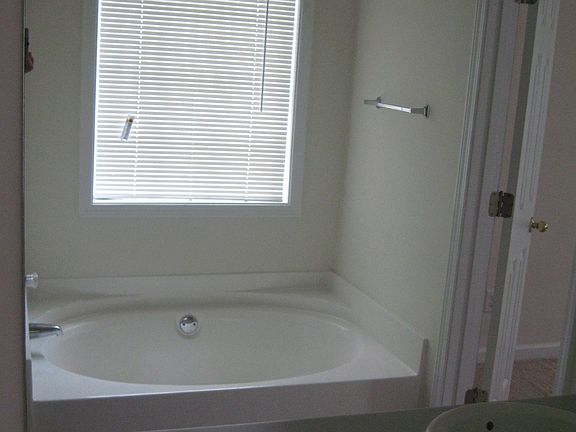 Laney Master Bath_04012015