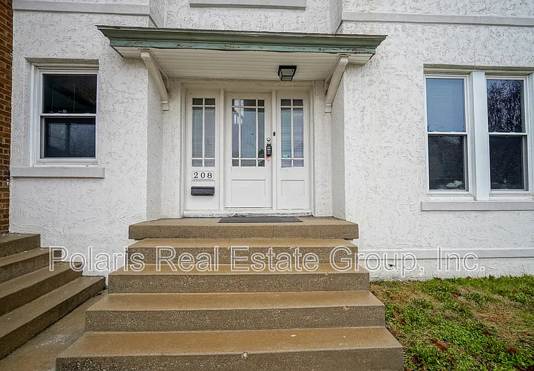 208 W Williams St — Photo 3