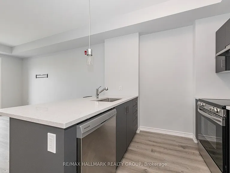 1350 Hemlock Rd #404 — Photo 11